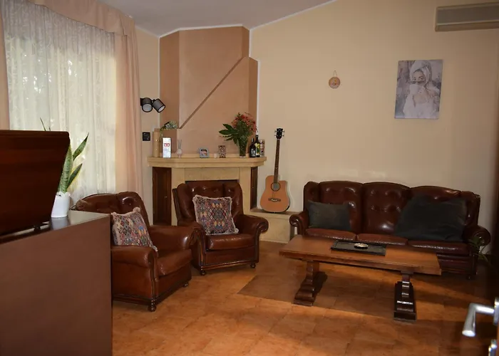 Francesca Luxury * San Demetrio Corone