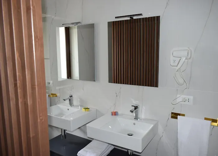 ベッド・アンド・ブレックファスト Francesca Luxury